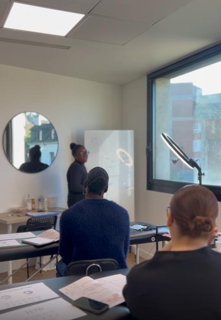 Teeth Whitening Training - Face-to-face or Videoconference